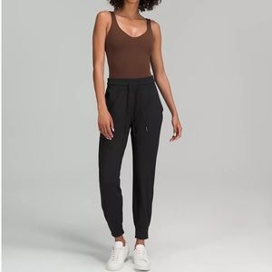 Lululemon Ready to Rulu Pant - 10